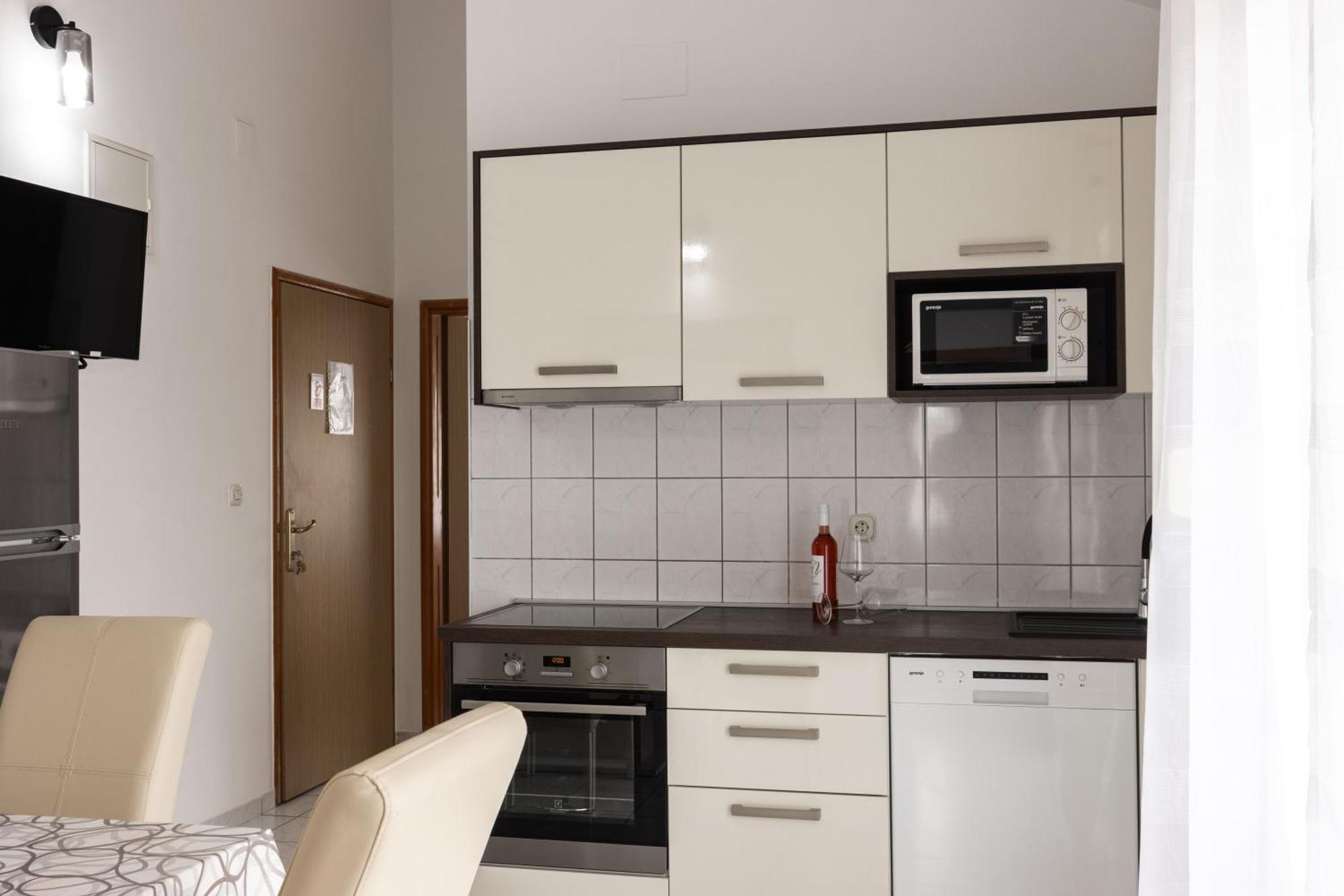 Antonela Apartment Biograd Na Moru Buitenkant foto