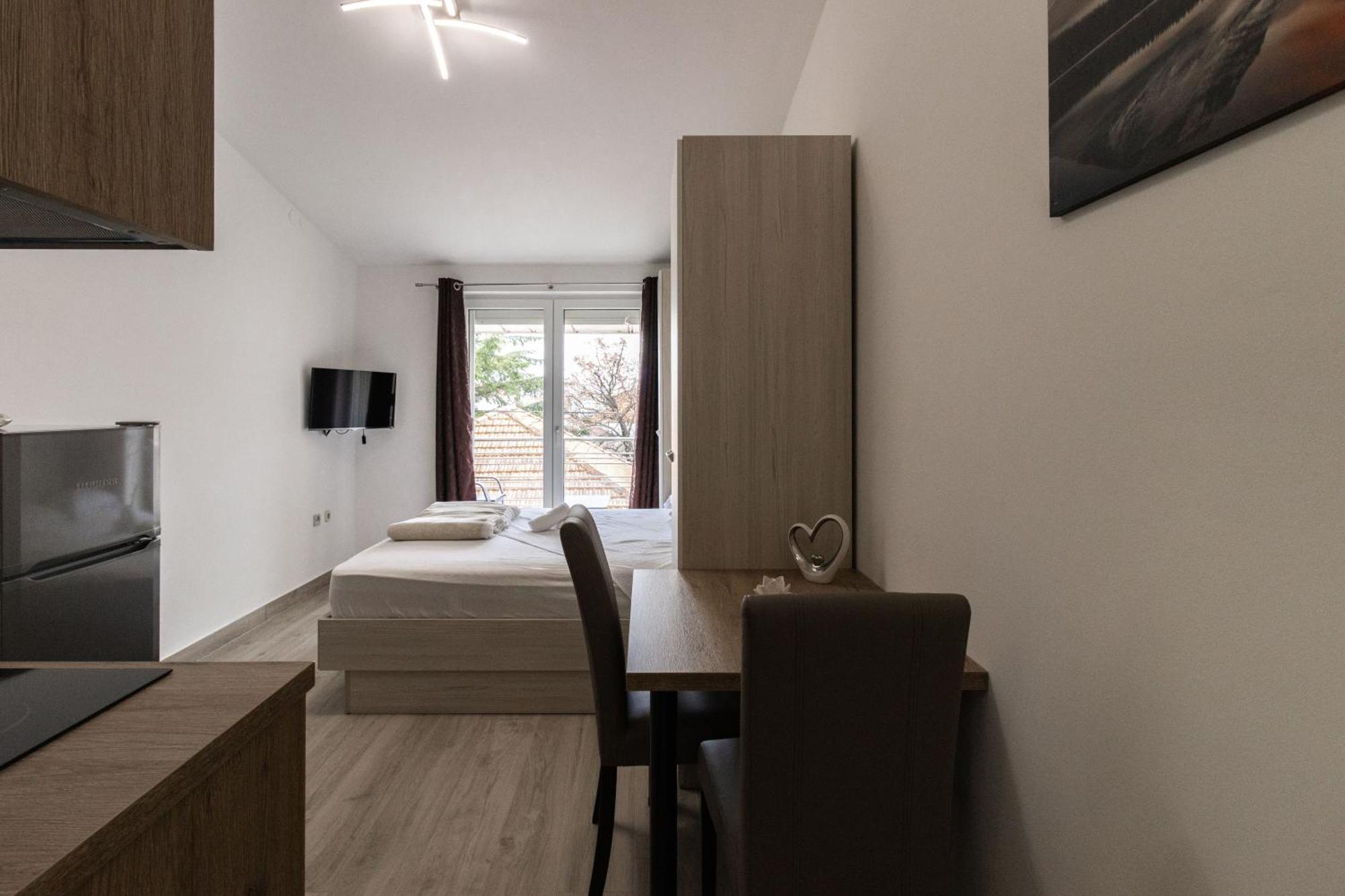 Antonela Apartment Biograd Na Moru Buitenkant foto