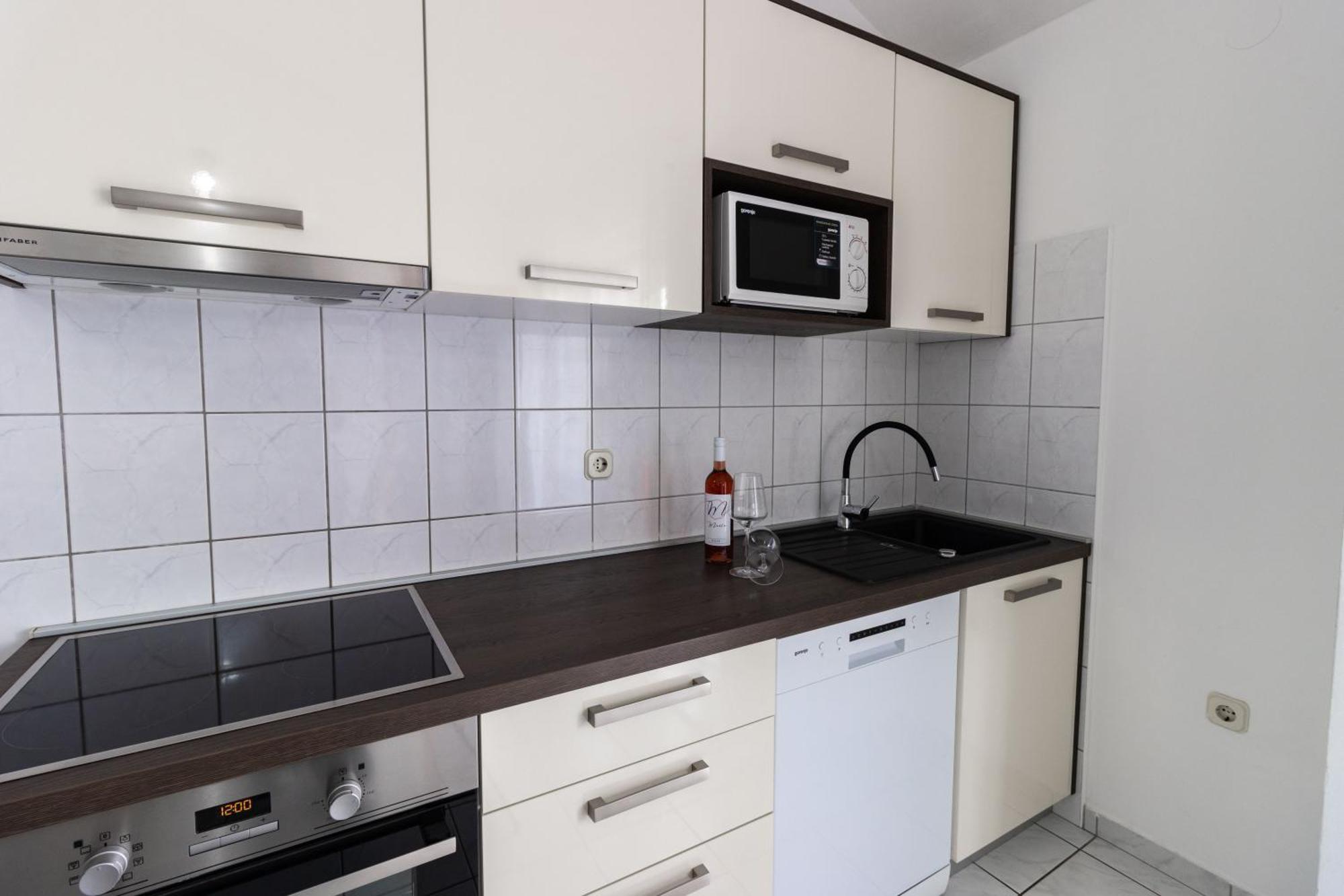 Antonela Apartment Biograd Na Moru Buitenkant foto